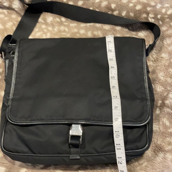 PRADA - Picture 6 of 7